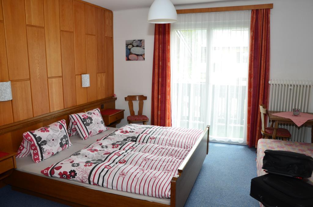 Hotel Haus Dachstein Schnitzer Eben Im Pongau Camera foto