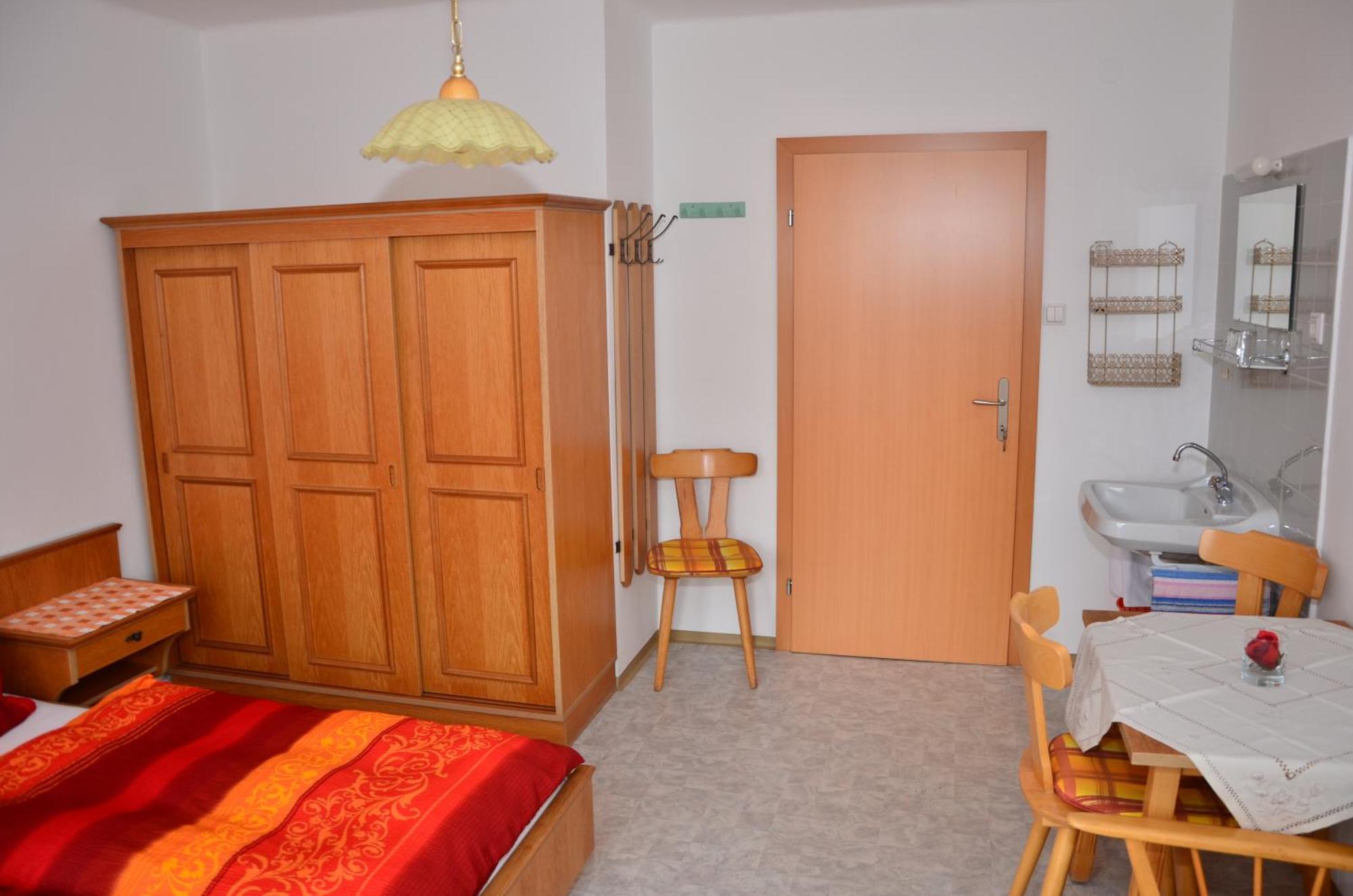 Hotel Haus Dachstein Schnitzer Eben Im Pongau Camera foto