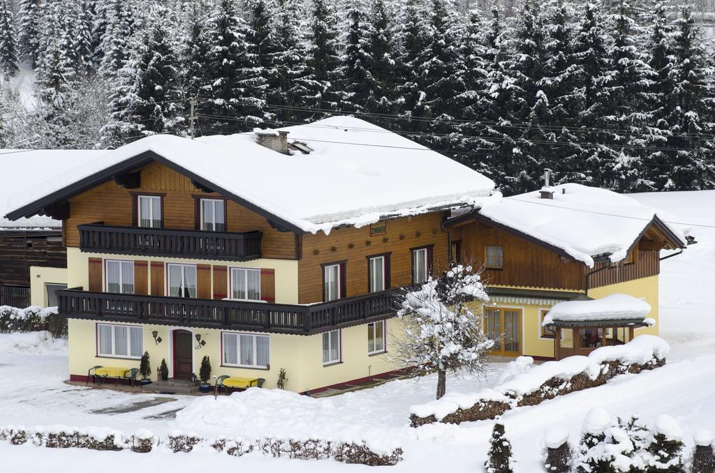 Hotel Haus Dachstein Schnitzer Eben Im Pongau Esterno foto